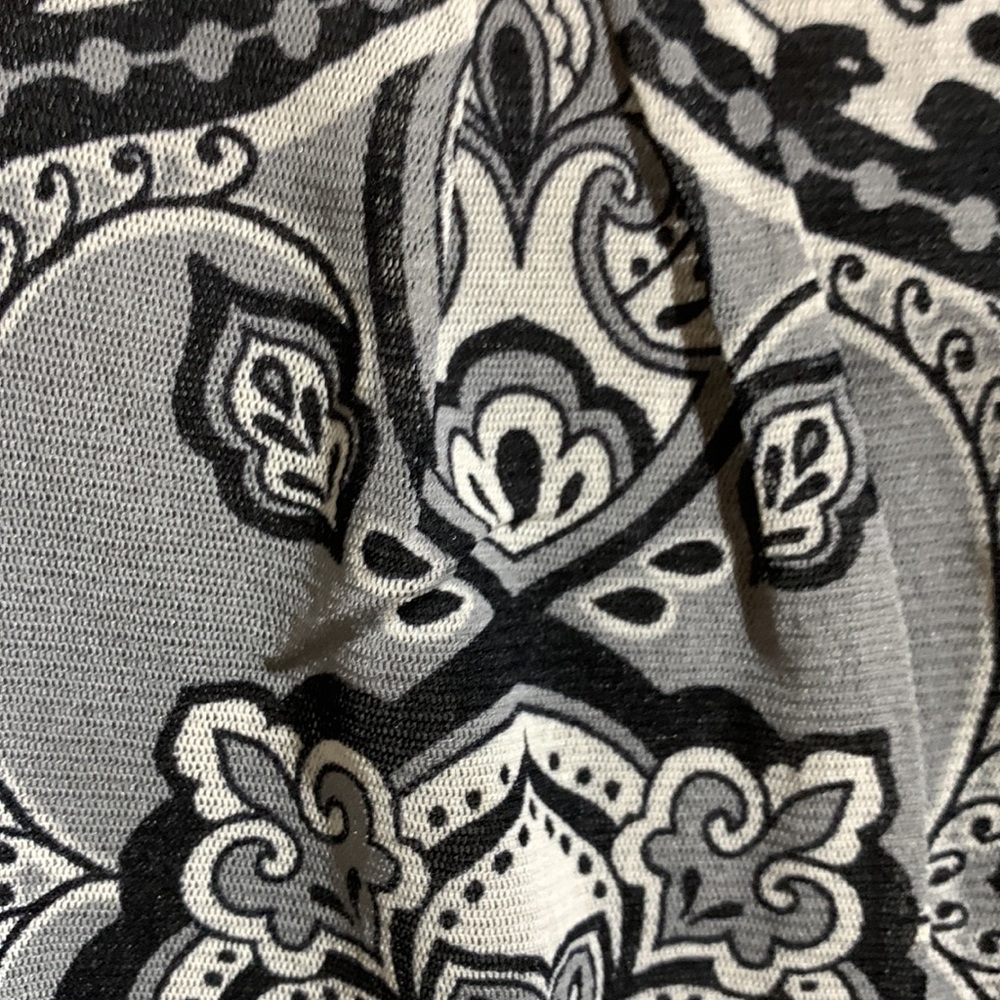 Apt. 9 Top Blouse Gray Black Floral Paisley Square Neck Short Sleeve Size 2X - Picture 4 of 16